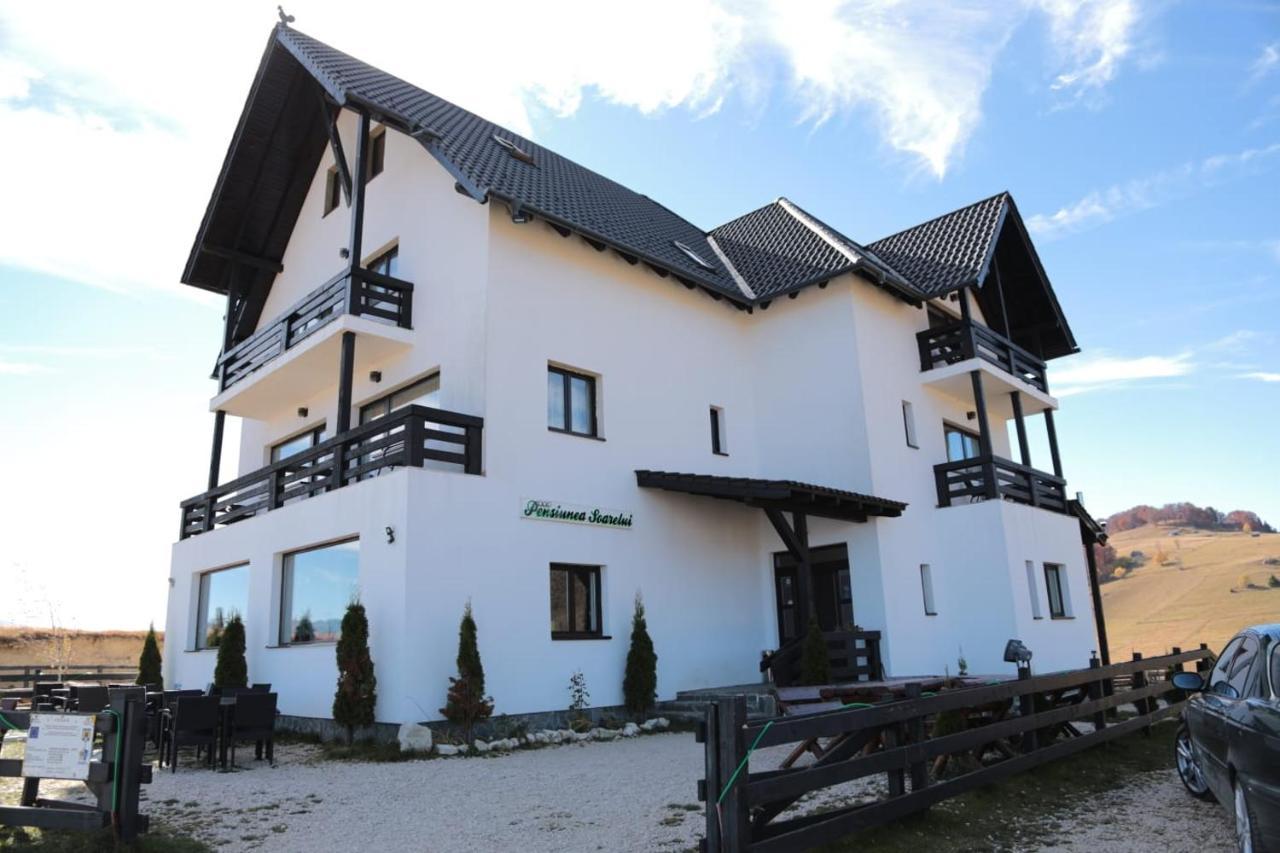 Pensiunea Soarelui Fundata Exterior photo